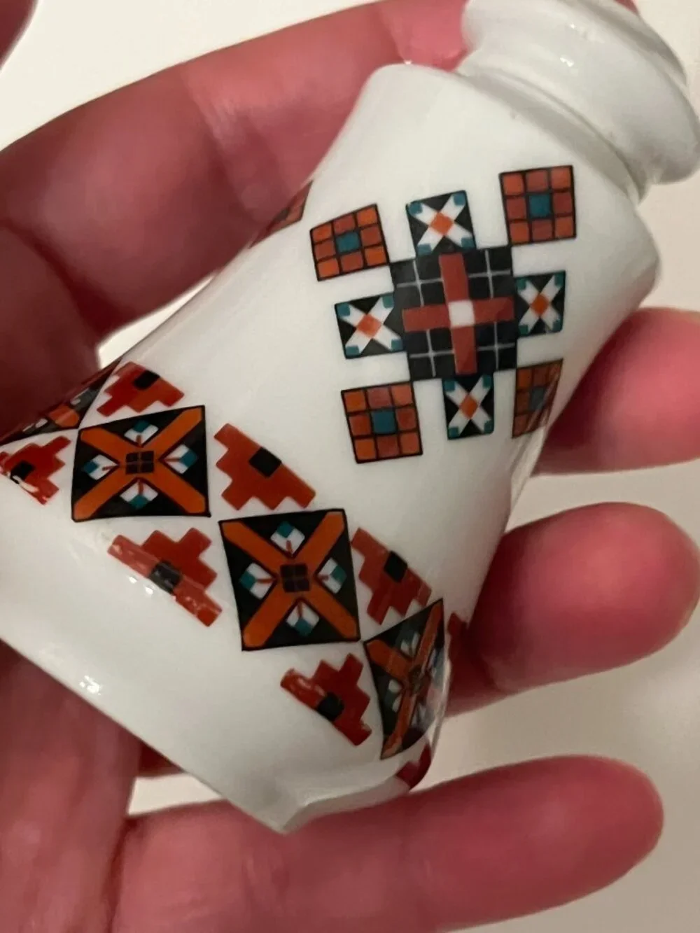 Ukrainian Art Marusha Salt Pepper Shakers